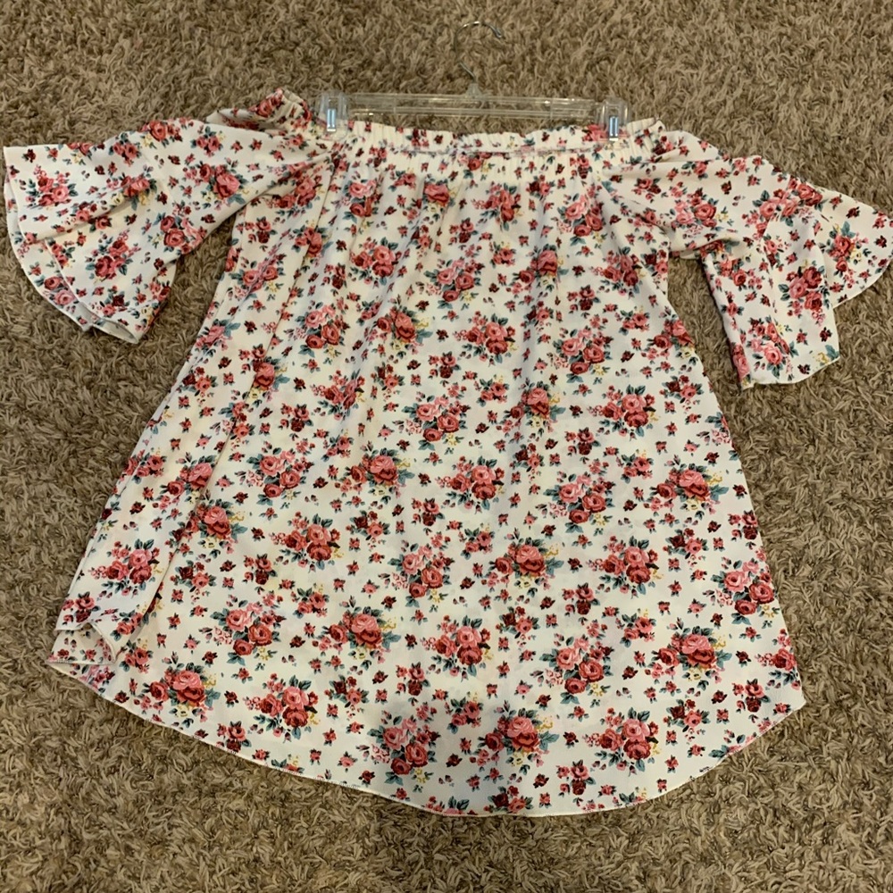 Off the shoulder Floral Maternity Top